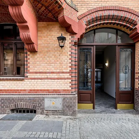 Apartment Center Saint Wojciech By Renters *