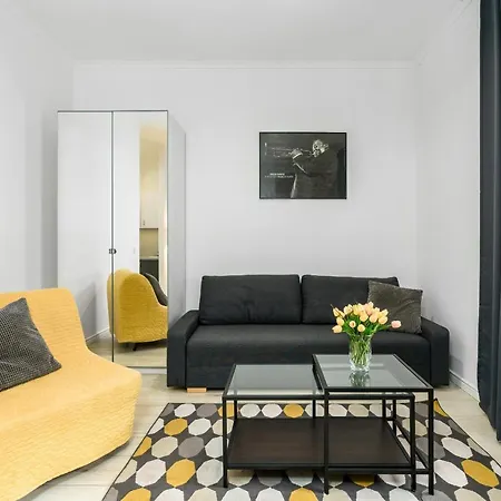 Apartment Center Saint Wojciech By Renters