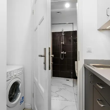Center Saint Wojciech By Renters