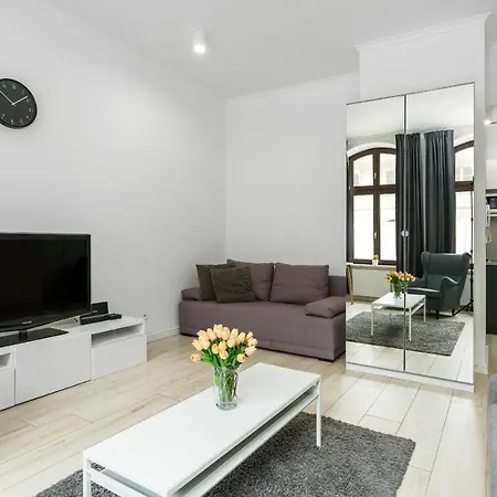 Apartment Center Saint Wojciech By Renters Poznan