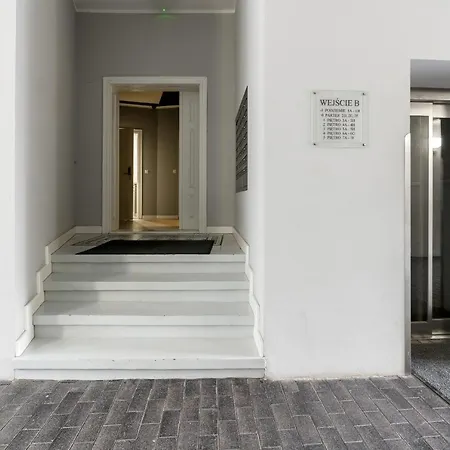 Center Saint Wojciech By Renters